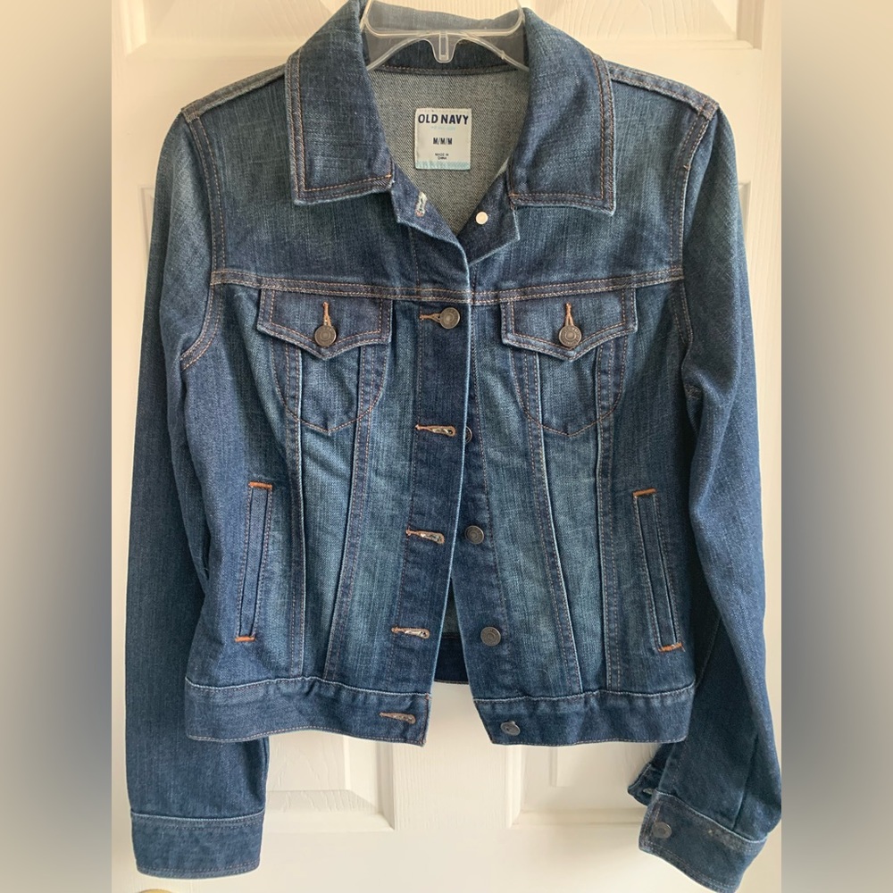 Women’s Blue Jean Denim Jacket Size Medium NWOT